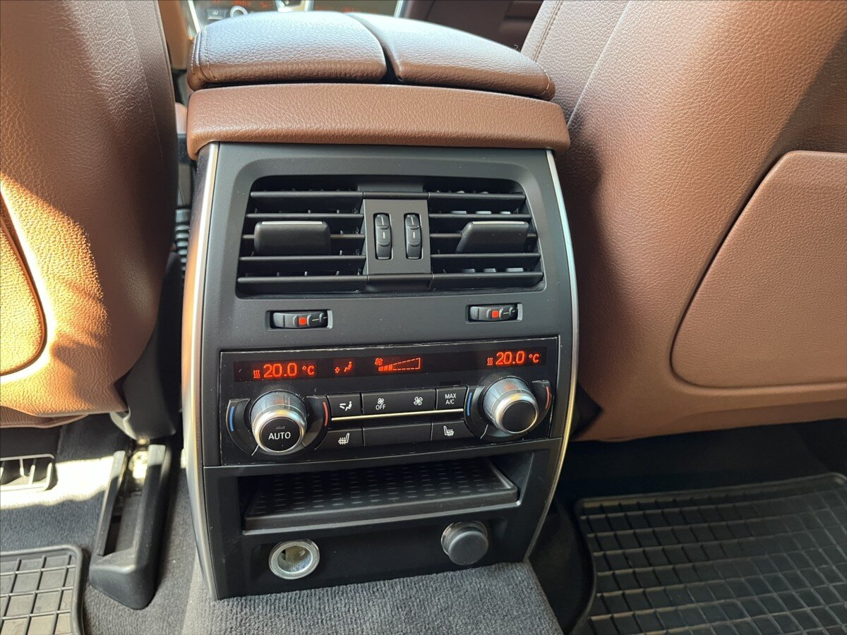 BMW Řada 5 Sedan / Limuzína 3,0 l 190 kw