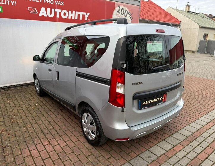 Dacia Dokker 8