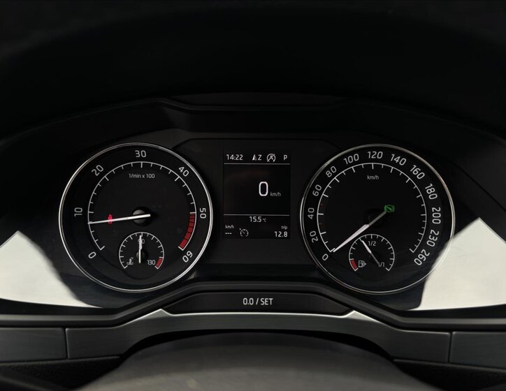 Škoda Superb Sedan / Limuzína 2,0 l 140 kw