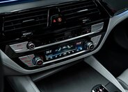 BMW M5 Sedan / Limuzína 4,4 l 460 kw