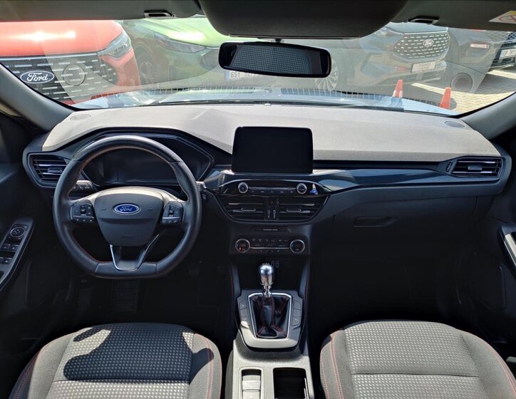 Ford Kuga SUV / Terénní 1,5 l 110 kw