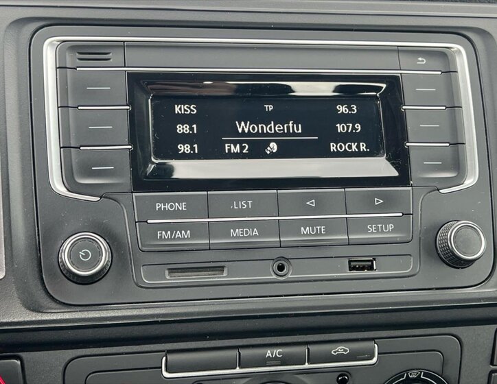 Volkswagen Transporter Valník 2,0 l 75 kw