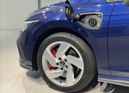 Volkswagen Golf Hatchback 1,4 l 180 kw