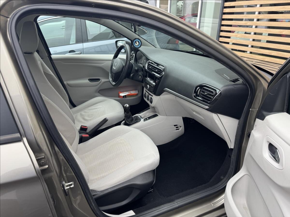 Peugeot 301 Sedan / Limuzína 1,6 l 85 kw