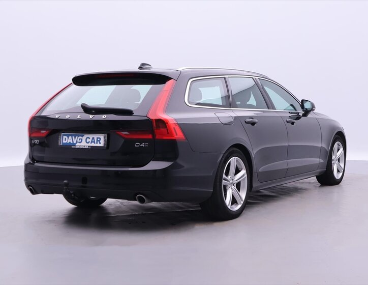 Volvo V90 7