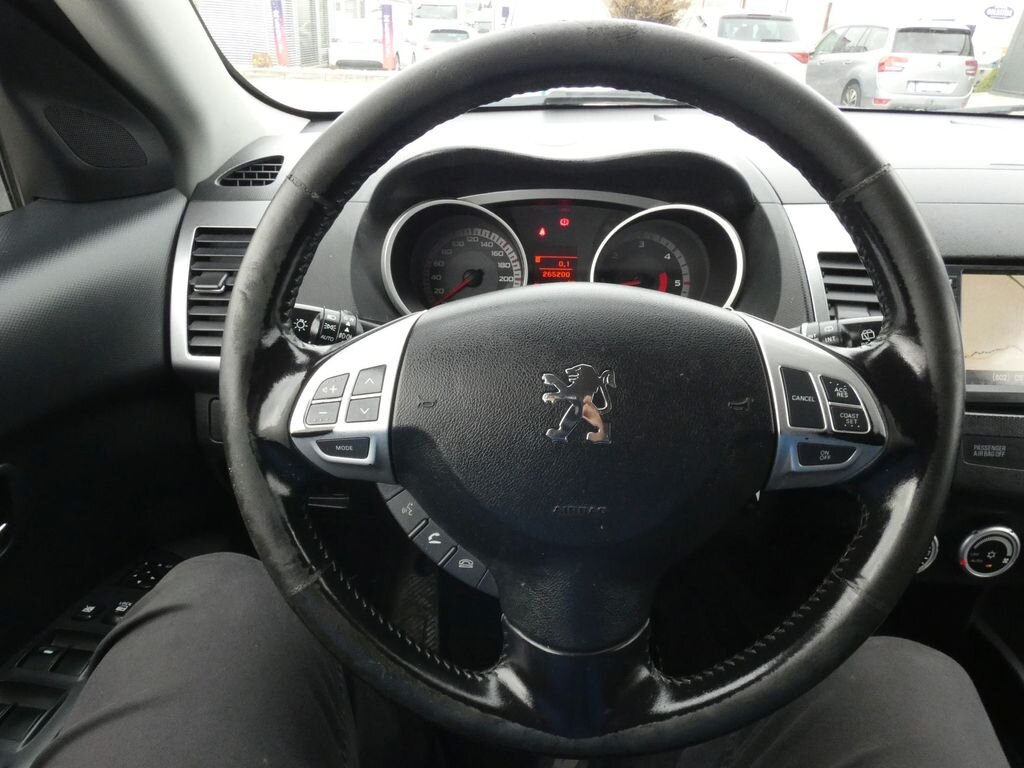 Peugeot 4007