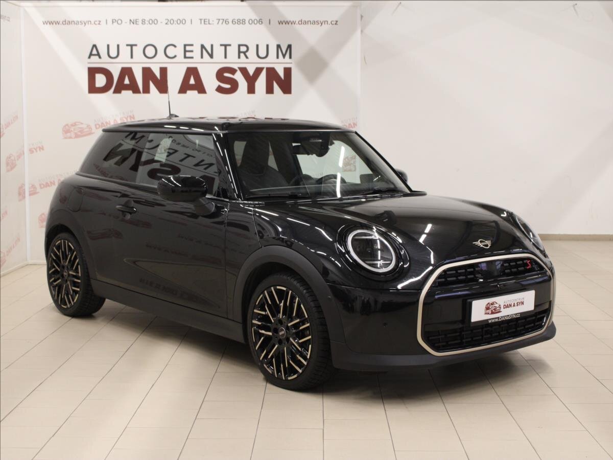 Mini Cooper Hatchback 2,0 l 150 kw