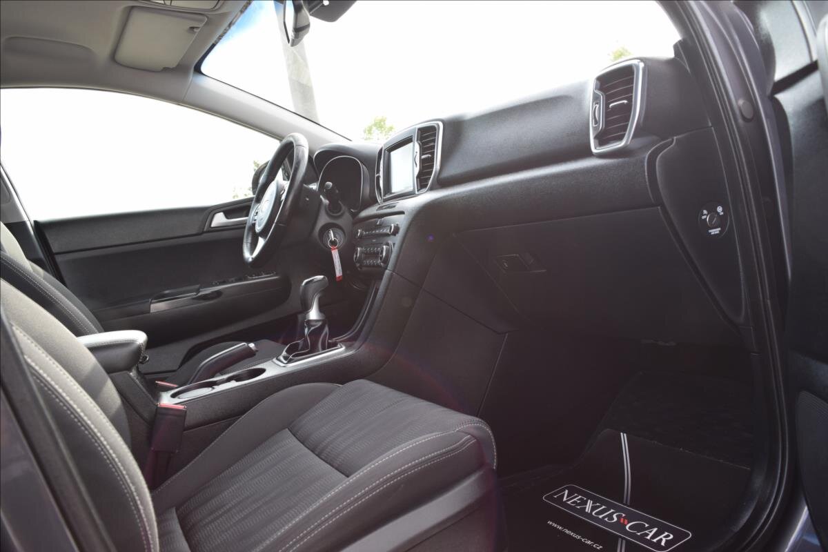 KIA Sportage SUV 2,0 l 100 kw