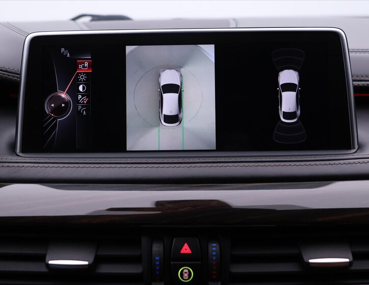 BMW X6 SUV 3,0 l 230 kw