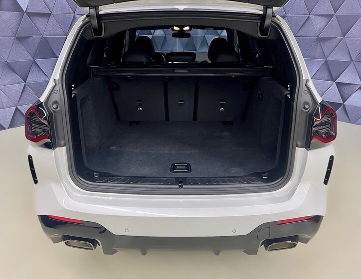 BMW X3 SUV 2,0 l 140 kw