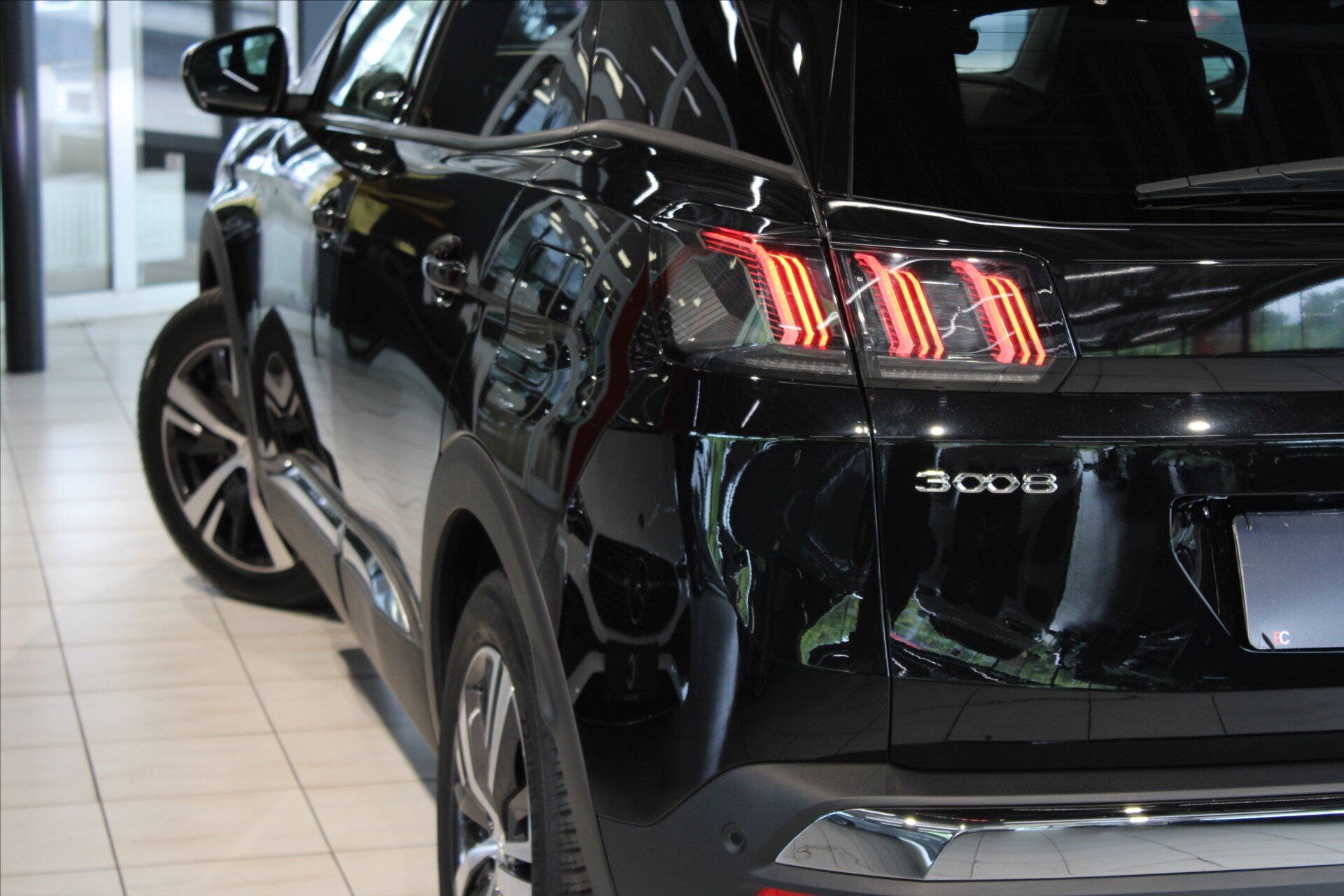 Peugeot 3008 SUV / Terénní 1,6 l 165 kw