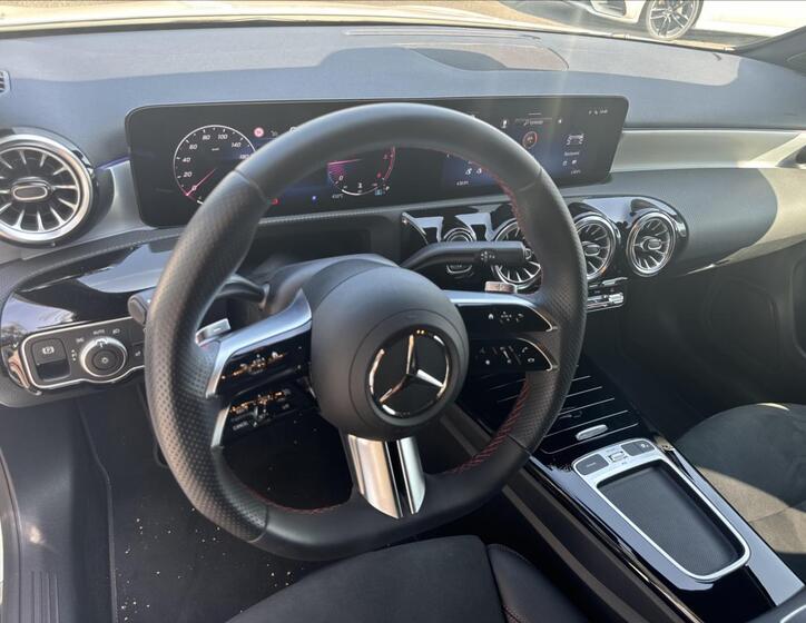 Mercedes-Benz Třídy A 10