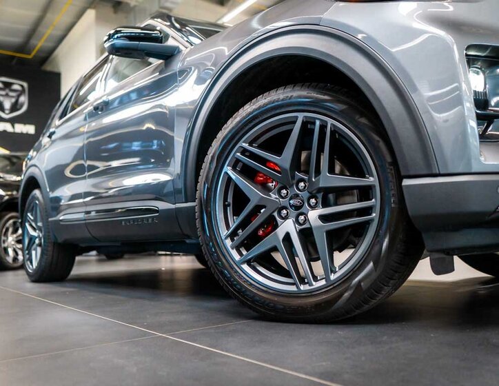 Ford Explorer SUV / Terénní 3,0 l 298 kw
