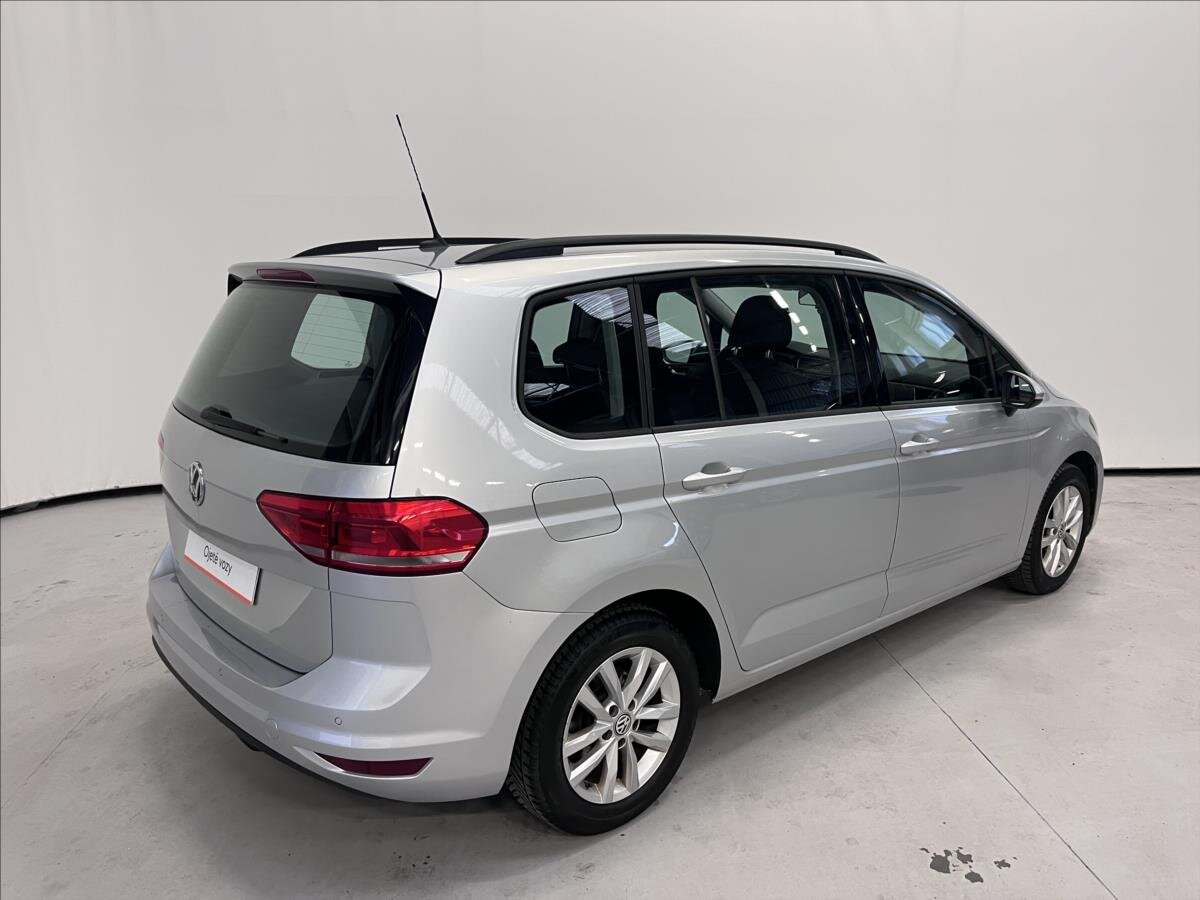Volkswagen Touran Kombi 1,6 l 81 kw