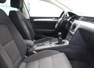 Volkswagen Passat 12