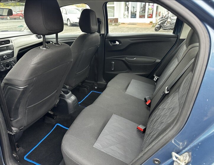 Citroën C-Elysée Sedan / Limuzína 1,2 l 60 kw