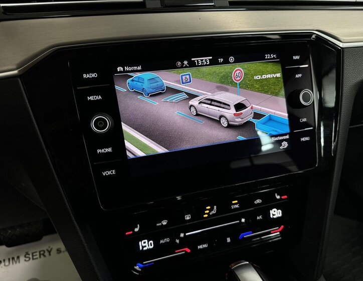 Volkswagen Passat Kombi 2,0 l 147 kw