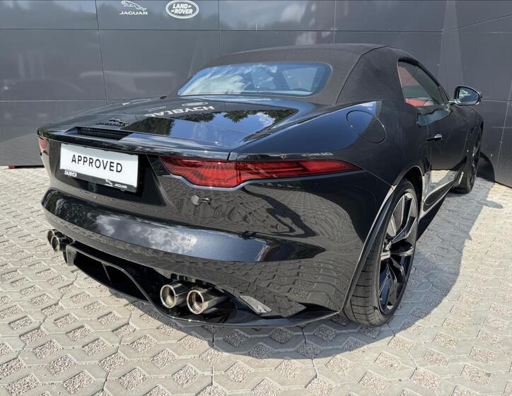 Jaguar F-Type 9