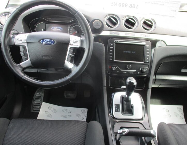 Ford S-MAX 16