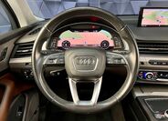 Audi Q7 13