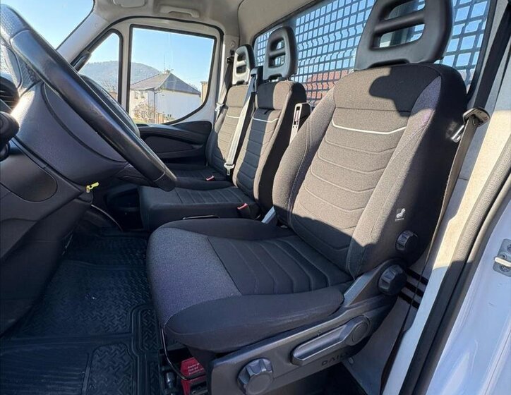 Iveco Daily 33