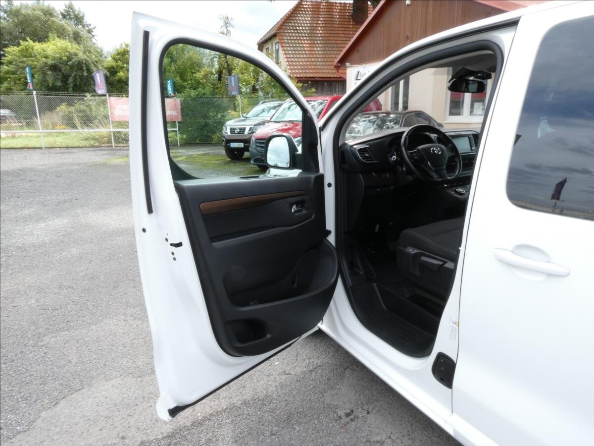 Toyota ProAce Verso Kombi 2,0 l 130 kw