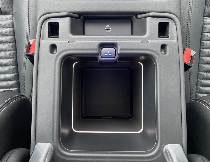 Land Rover Discovery 18