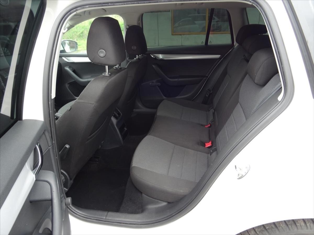 Škoda Octavia Kombi 1,2 l 77 kw