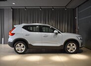 Volvo XC40 SUV / Terénní 2,0 l 120 kw