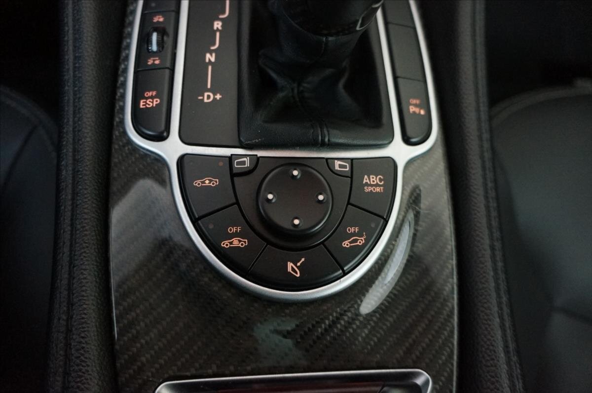 Mercedes-Benz SL Kabriolet 5,5 l 471 kw