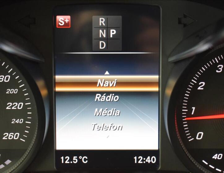 Mercedes-Benz GLC 32