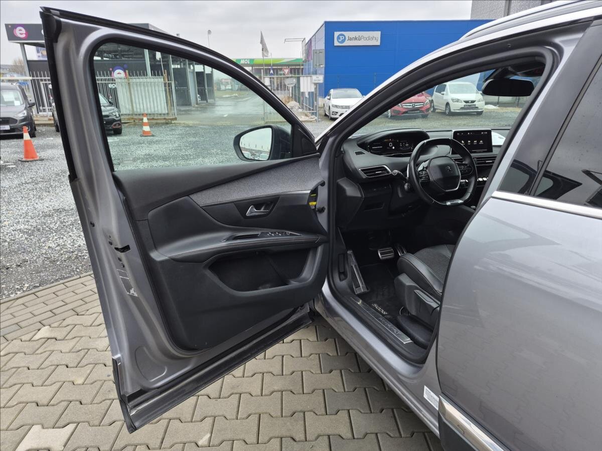 Peugeot 5008 MPV 1,6 l 133 kw