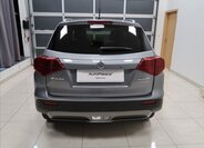 Suzuki Vitara 5