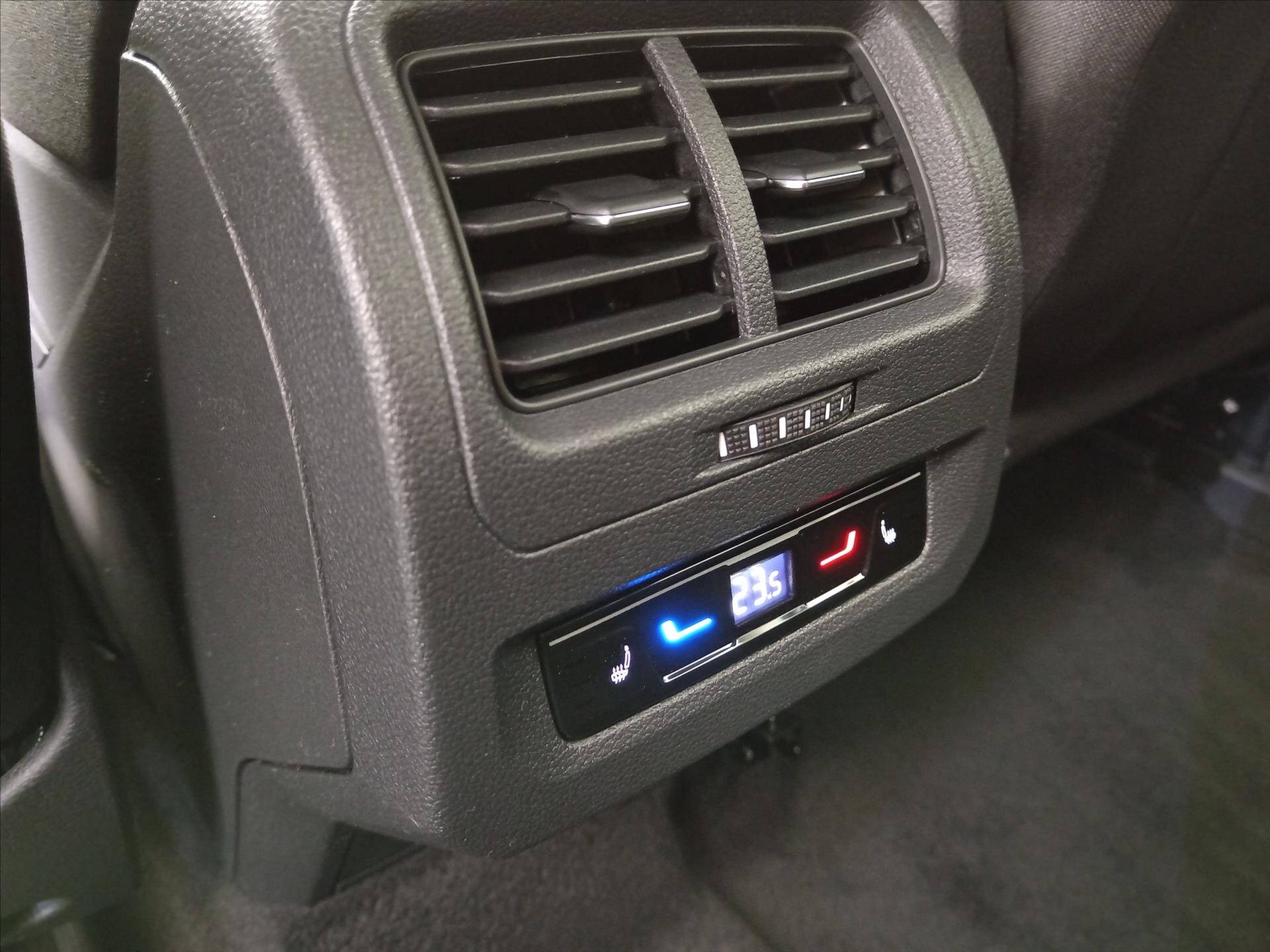 Volkswagen Touran MPV 2,0 l 110 kw