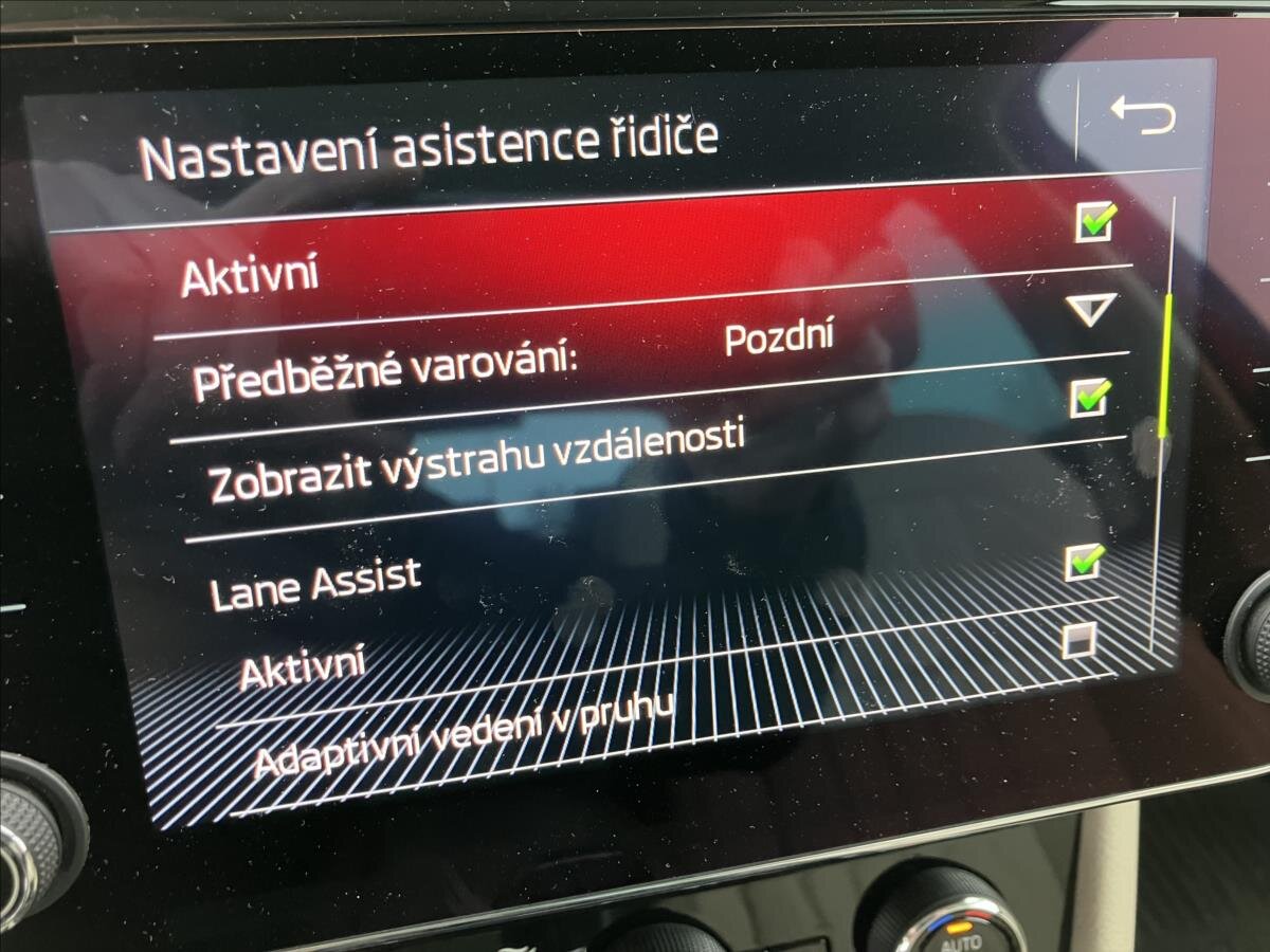 Škoda Superb Liftback 2,0 l 110 kw