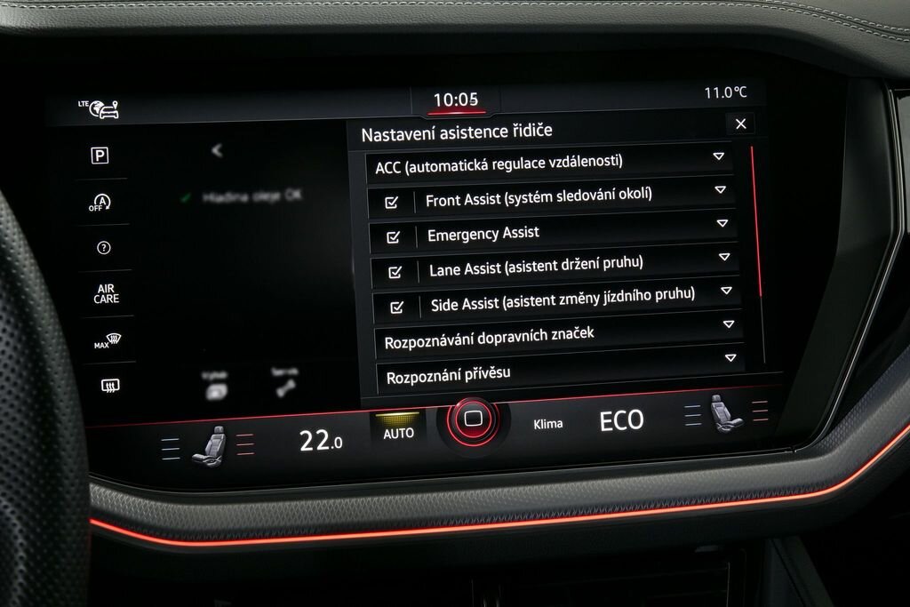 Volkswagen Touareg SUV / Terénní 3,0 l 210 kw