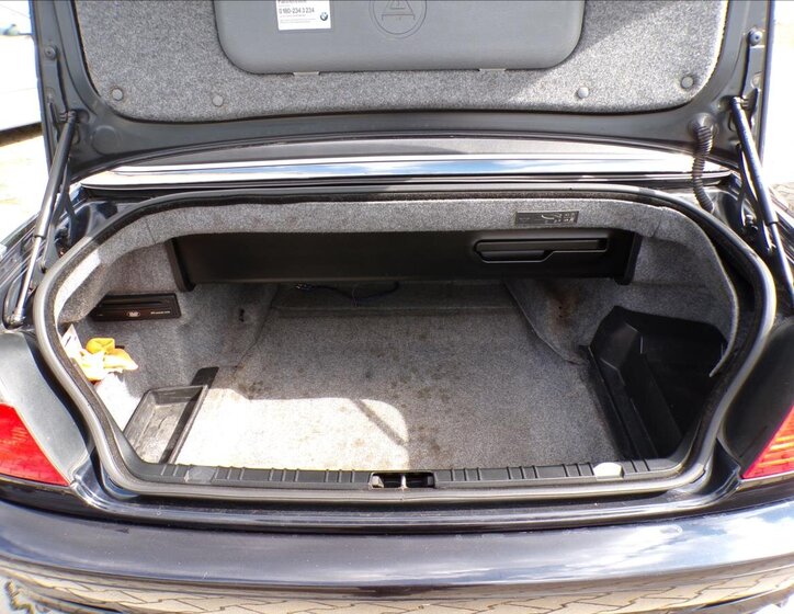 BMW Řada 3 Kabriolet 2,2 l 125 kw