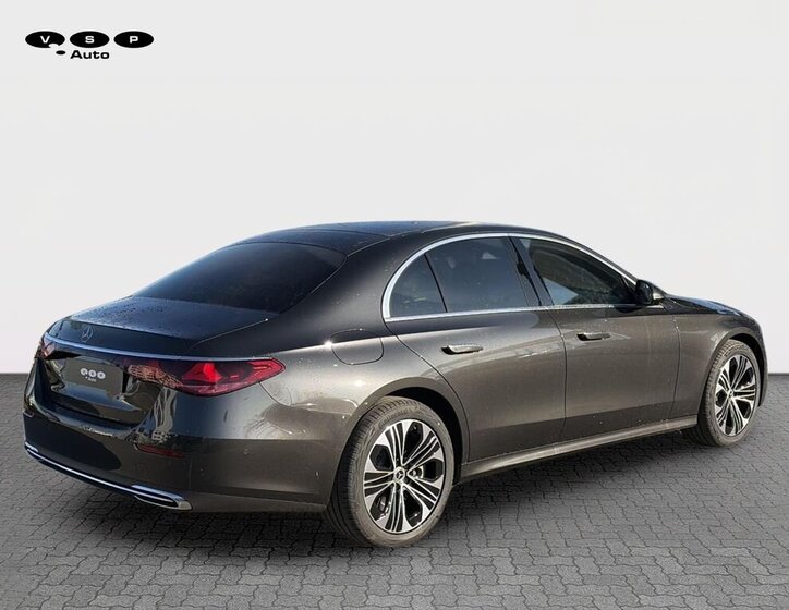 Mercedes-Benz Třídy E Sedan / Limuzína 2,0 l 225 kw