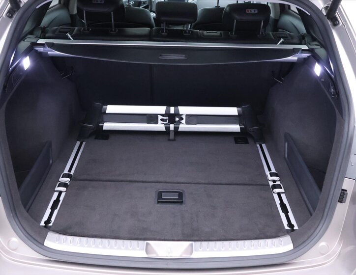 Hyundai i40 Kombi 1,7 l 104 kw