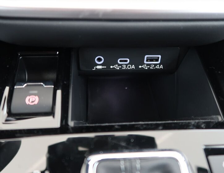 Subaru Outback SUV / Terénní 2,5 l 124 kw