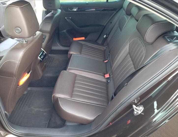 Škoda Superb Sedan 2,0 l 200 kw