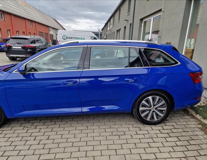 Škoda Superb Kombi 1,5 l 110 kw