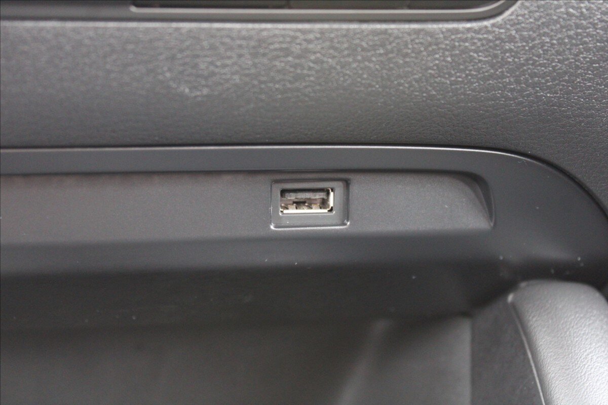 Mazda 3 Sedan / Limuzína 2,0 l 90 kw