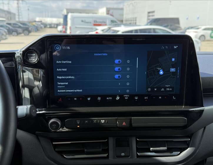 Ford Tourneo Custom MPV 2,0 l 125 kw