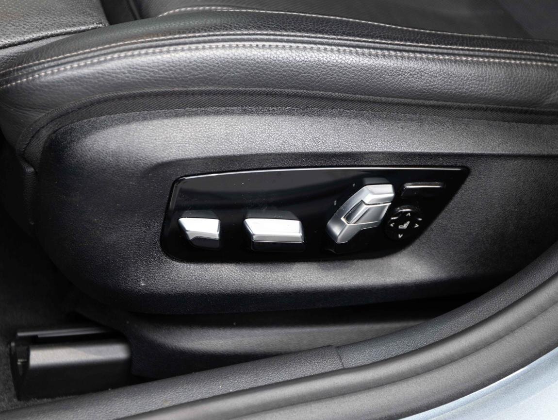 BMW Řada 5 Kombi 3,0 l 195 kw