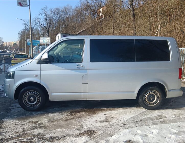 Volkswagen Multivan MPV 2,0 l 75 kw