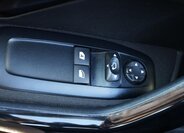 Peugeot 208 Hatchback 1,2 l 60 kw