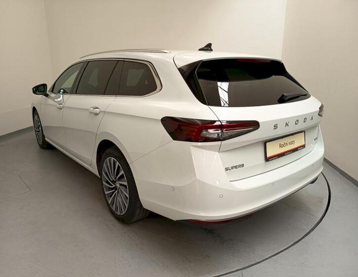 Škoda Superb 7