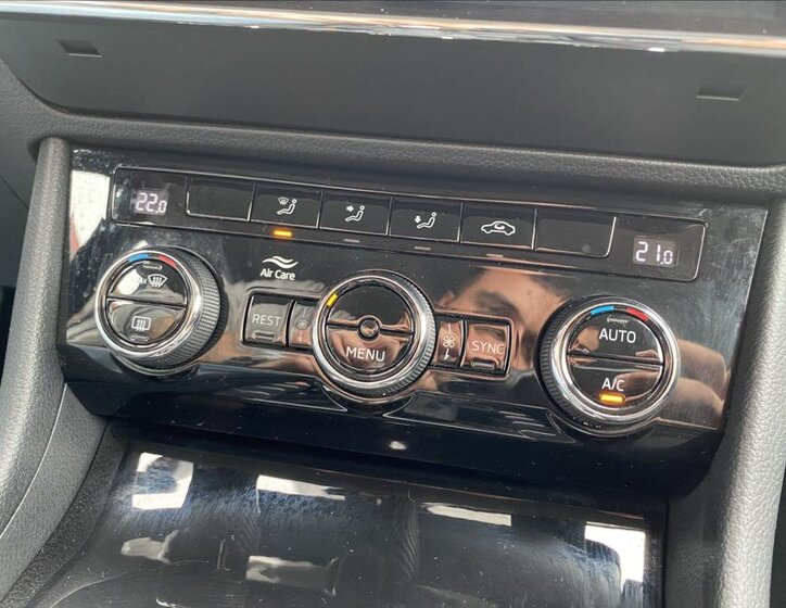 Škoda Superb Kombi 2,0 l 110 kw