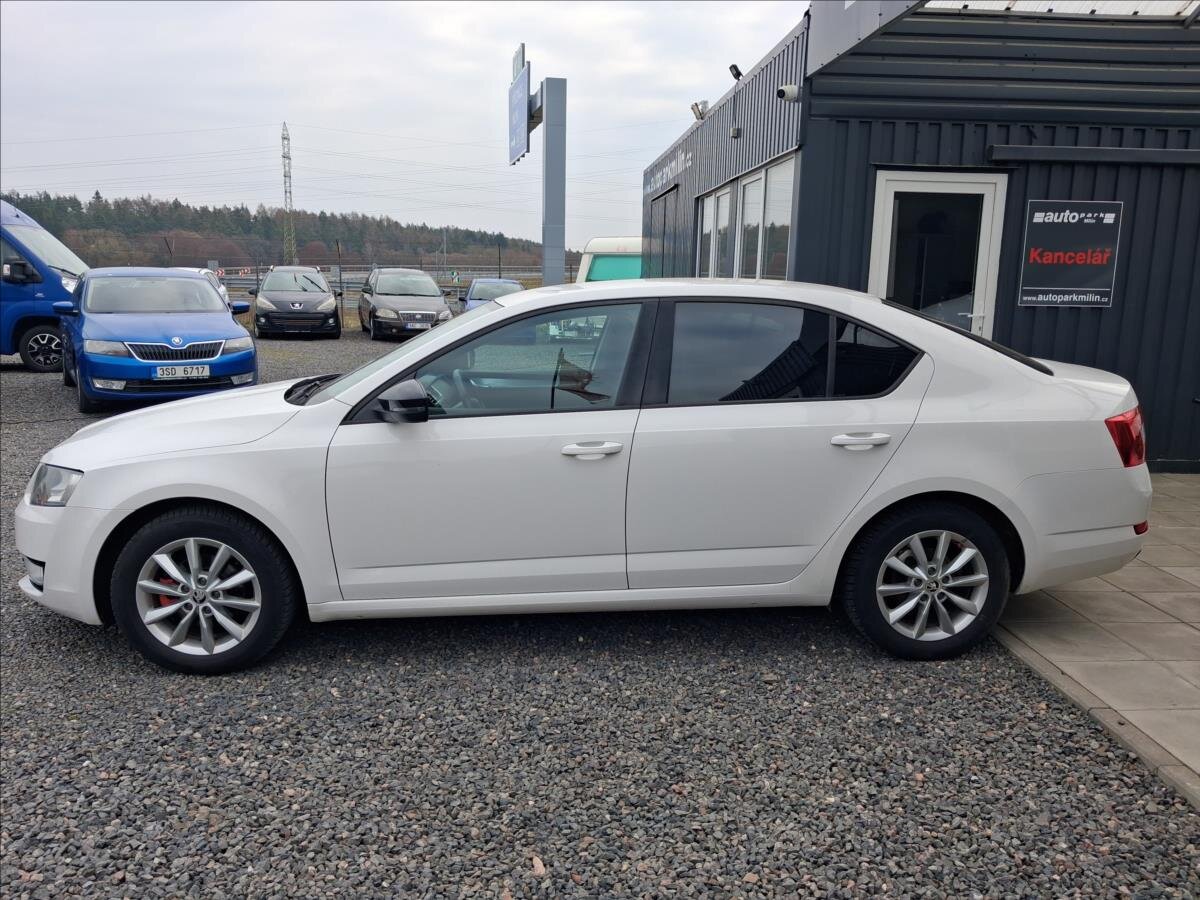 Škoda Octavia Sedan / Limuzína 1,6 l 66 kw
